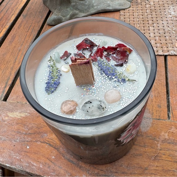 Cancer ♋️ Crystal Candle - Picture 10 of 10